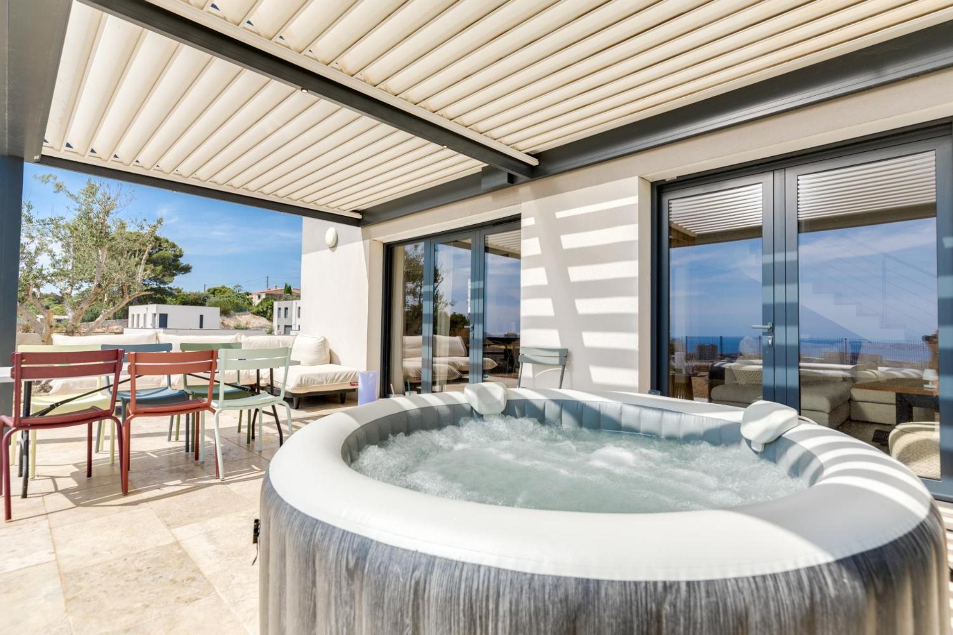 50 Nuances De Bleu Villa Marseille Exterior photo